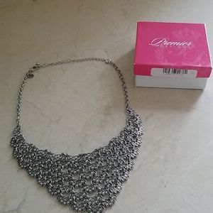 Premier Designs "Ruffles" Necklace